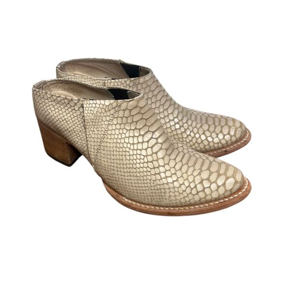 Freebird by Steven Shae Heeled Mule Sz 10 Snakeskin Leather Boots Tan Shoes